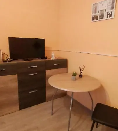 아파트 Attila Apartman